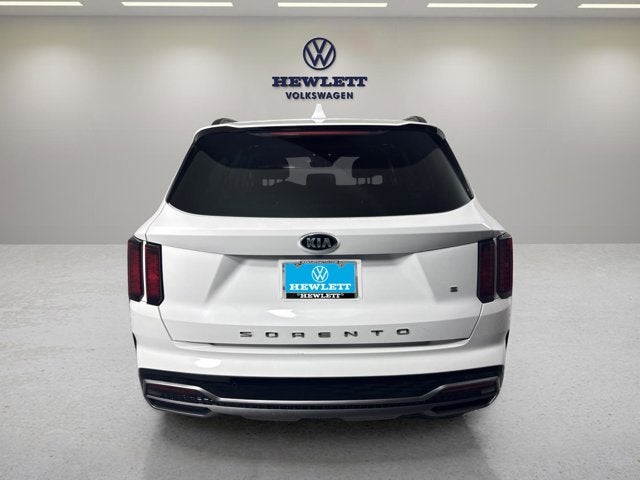 2021 Kia Sorento S