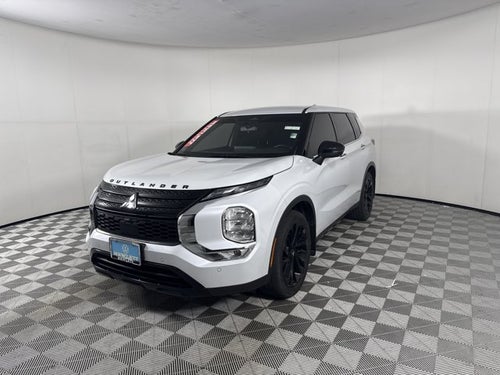 2023 Mitsubishi Outlander SE Black Edition