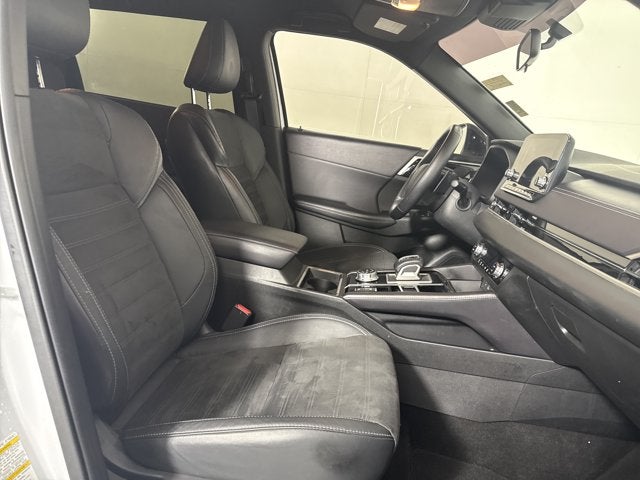 2023 Mitsubishi Outlander SE Black Edition