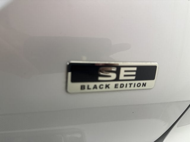 2023 Mitsubishi Outlander SE Black Edition