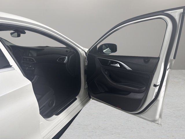 2019 INFINITI QX30 PURE