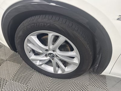 2019 INFINITI QX30 PURE