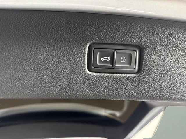 2021 Audi Q7 Premium Plus