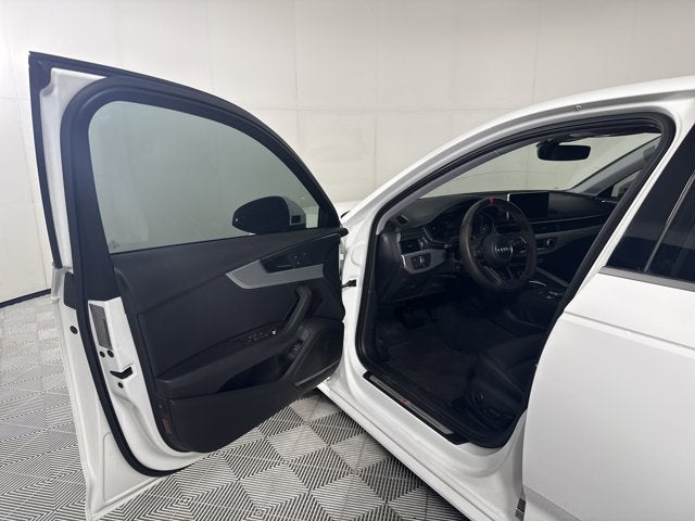 2017 Audi A4 Premium Plus