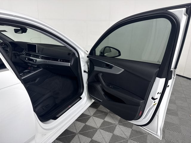 2017 Audi A4 Premium Plus