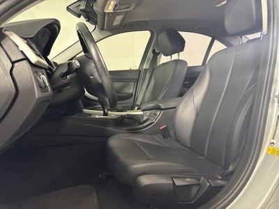 2013 BMW 3 Series 320i
