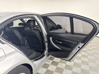 2013 BMW 3 Series 320i