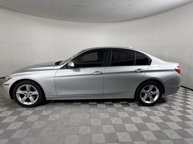 2013 BMW 3 Series 320i