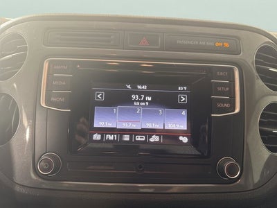 2016 Volkswagen Tiguan S