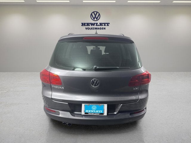 2016 Volkswagen Tiguan S