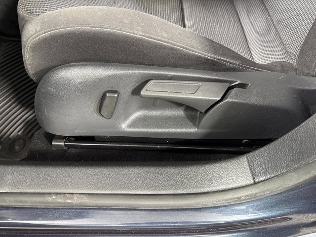 2014 Volkswagen Golf w/Conv & Sunroof