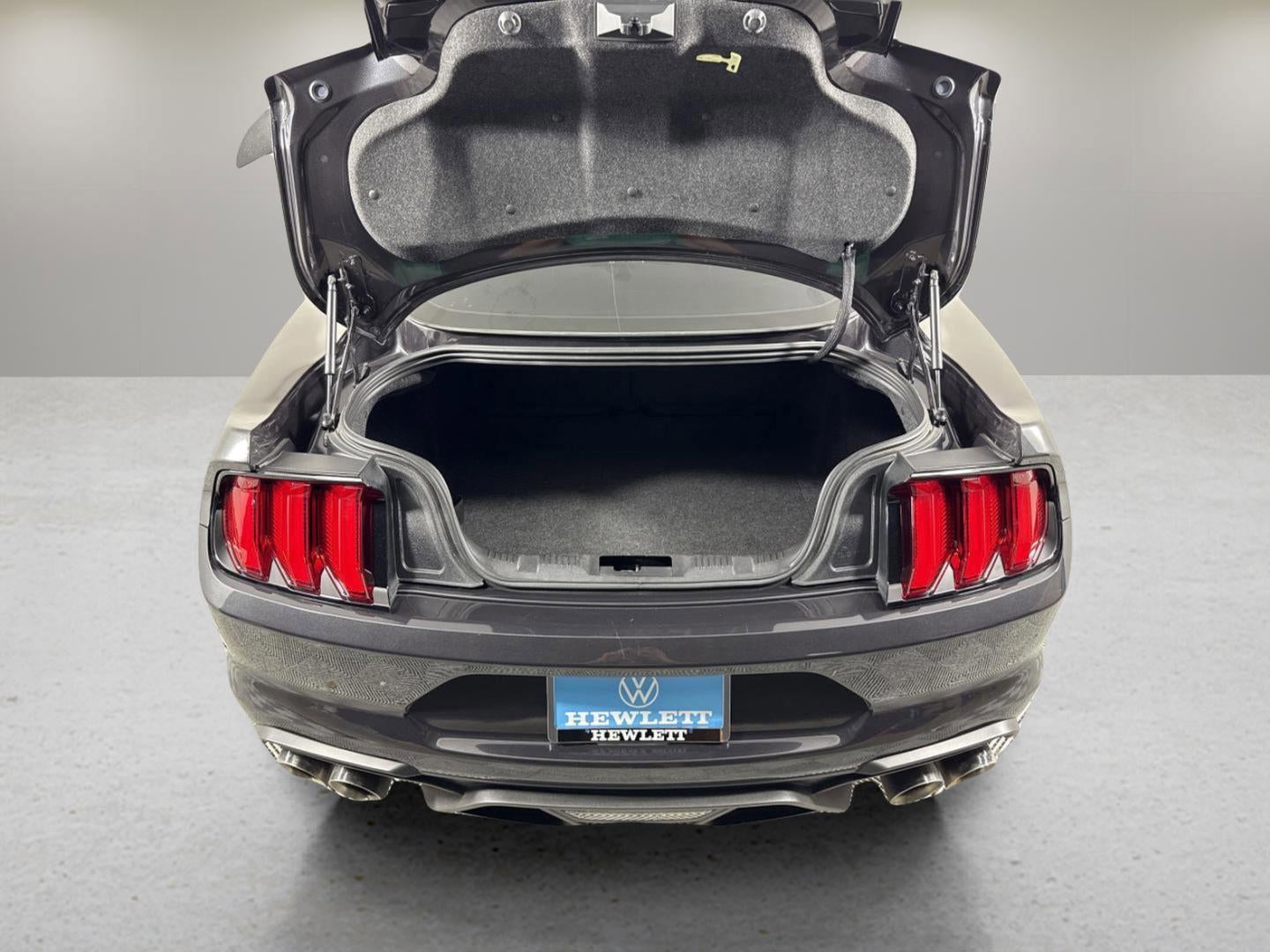 2022 Ford Mustang Mach 1