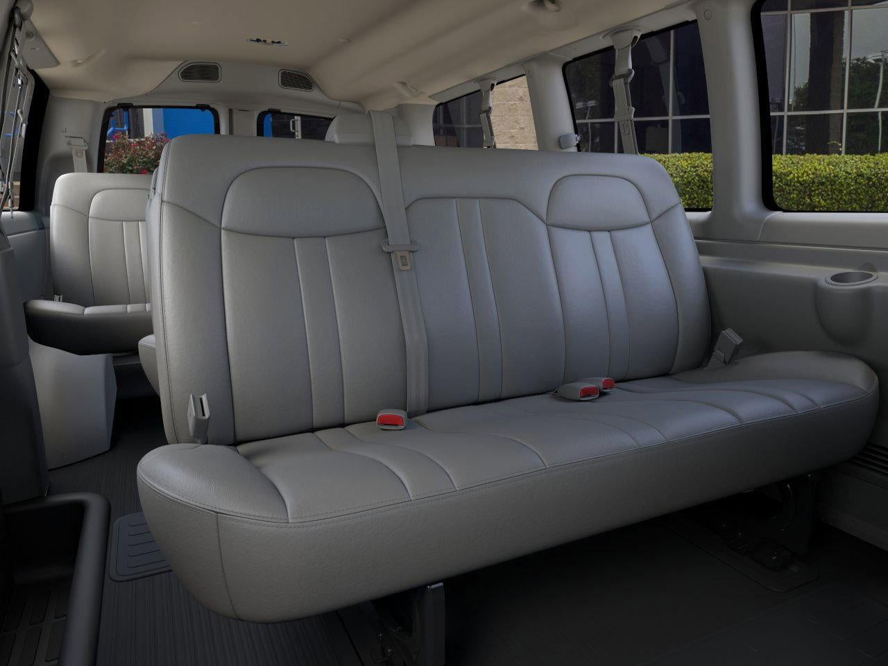 2025 Chevrolet Express Passenger 2500 1LS