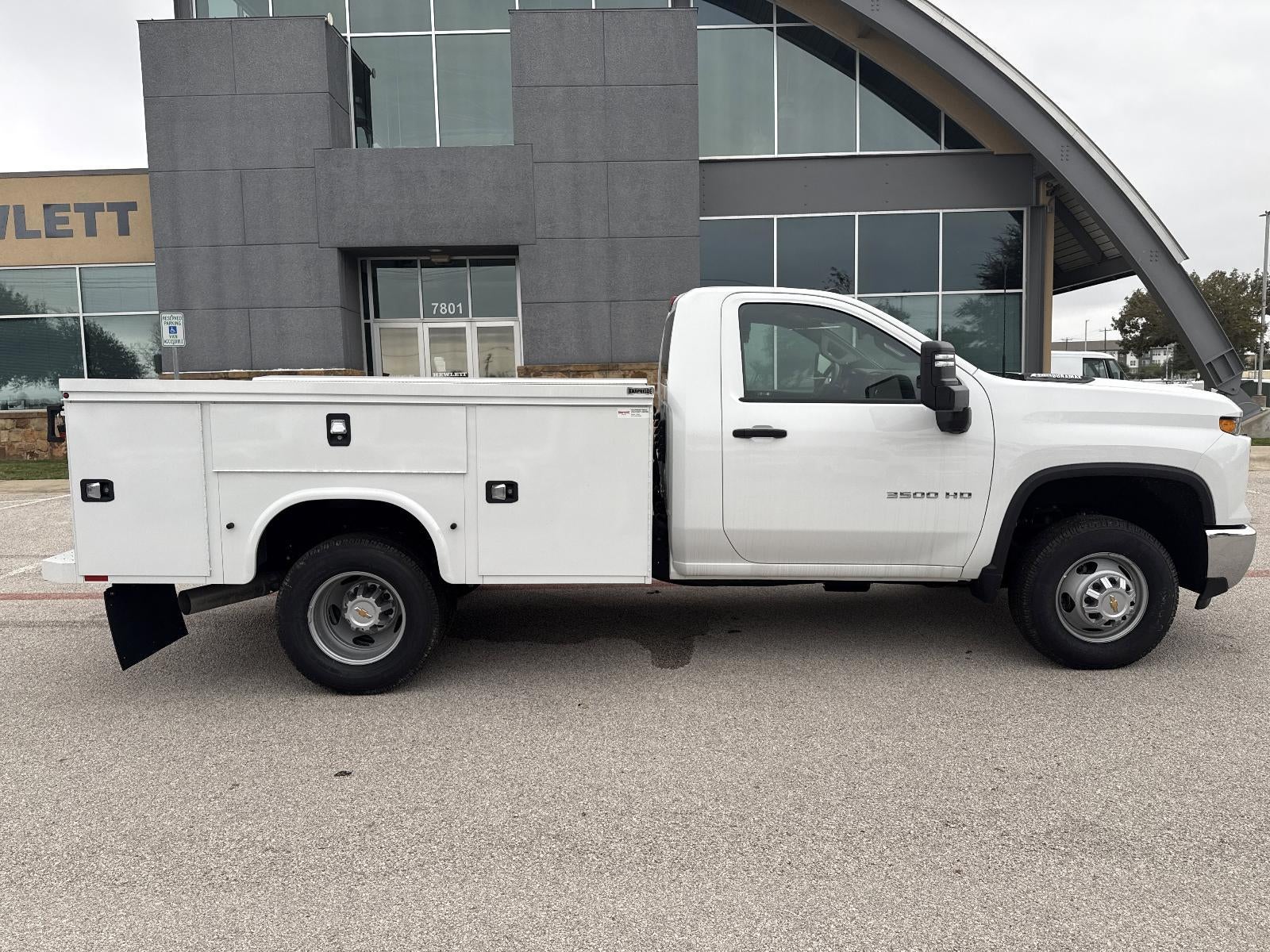 2025 Chevrolet Silverado 3500 HD Chassis Cab Work Truck