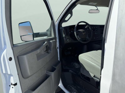 2024 Chevrolet Express Cutaway 3500 Base