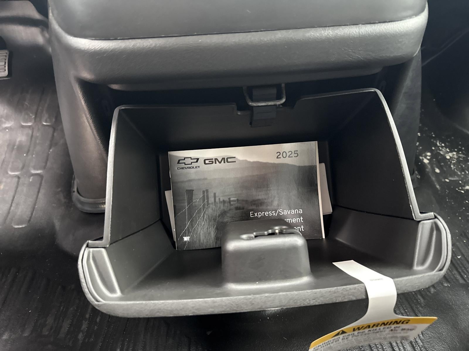 2025 Chevrolet Express Cutaway 3500 Base