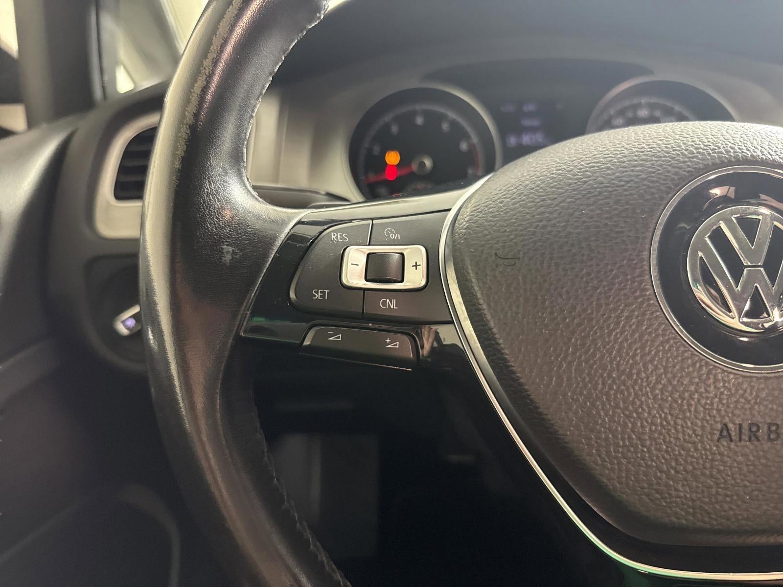 2017 Volkswagen Golf S