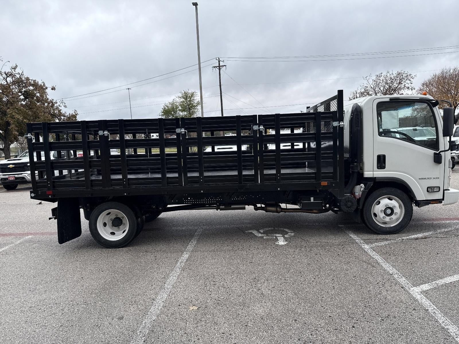 2025 Chevrolet Low Cab Forward 5500 XG NA