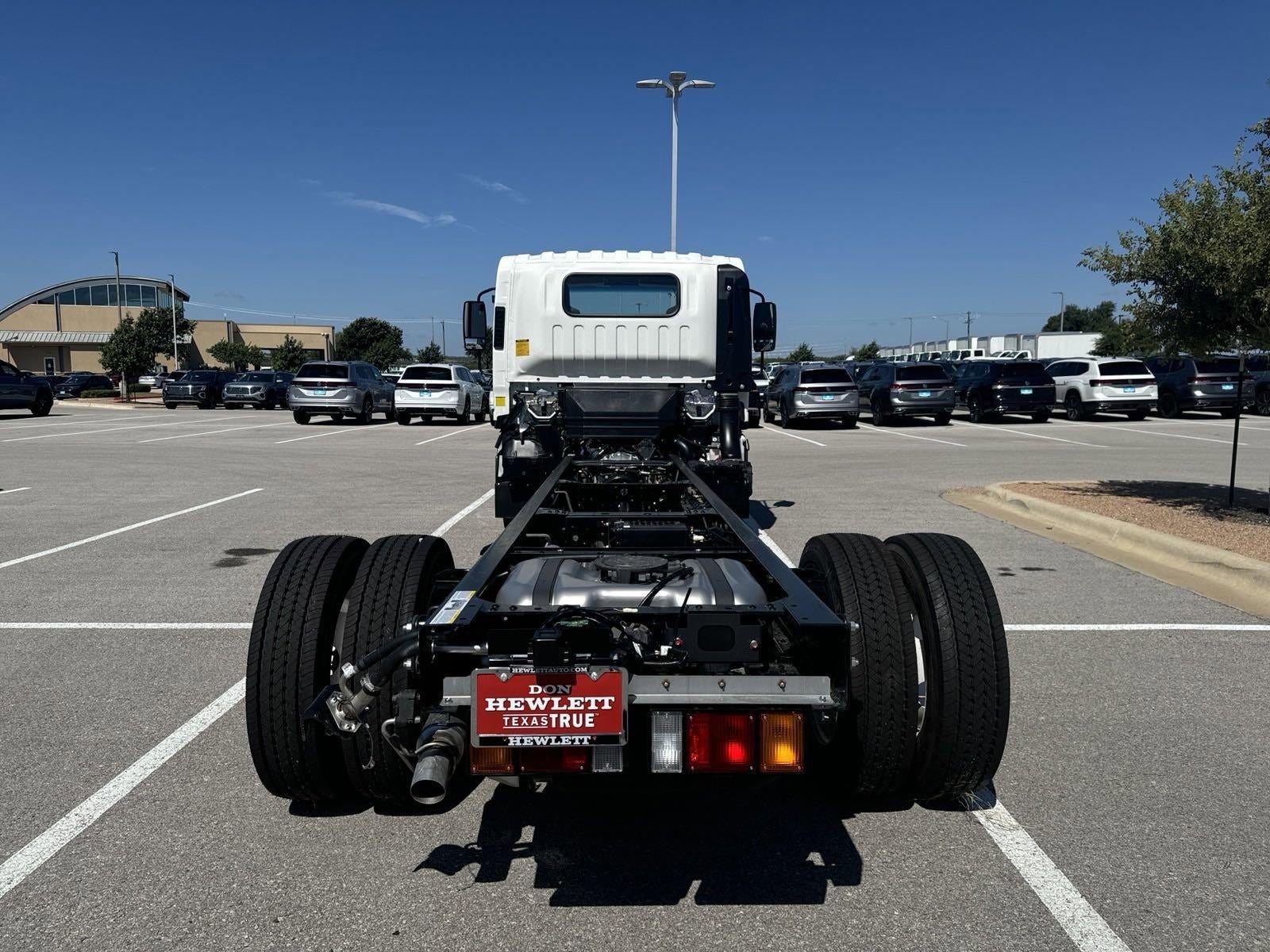 2025 Chevrolet Low Cab Forward 5500 XG NA