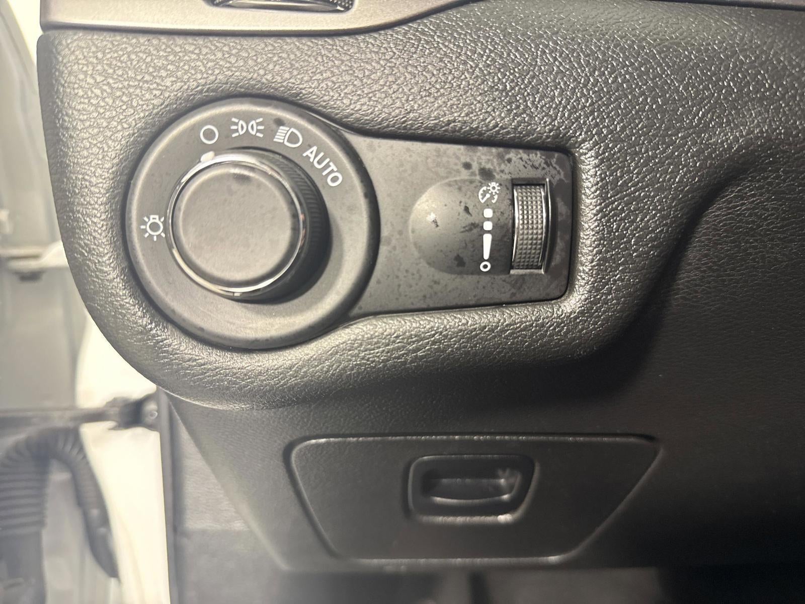 2021 Jeep Cherokee Latitude
