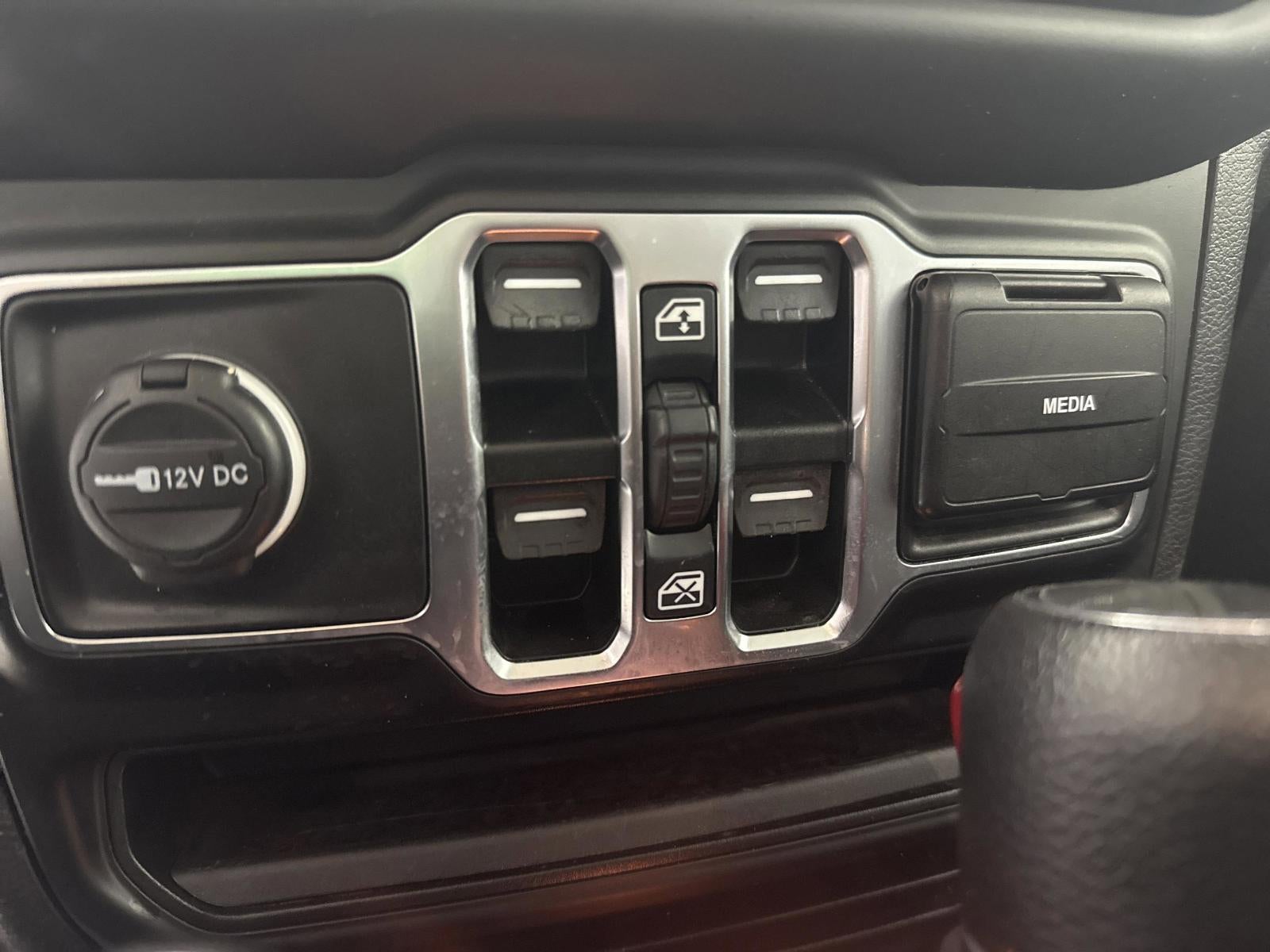 2023 Jeep Gladiator Overland