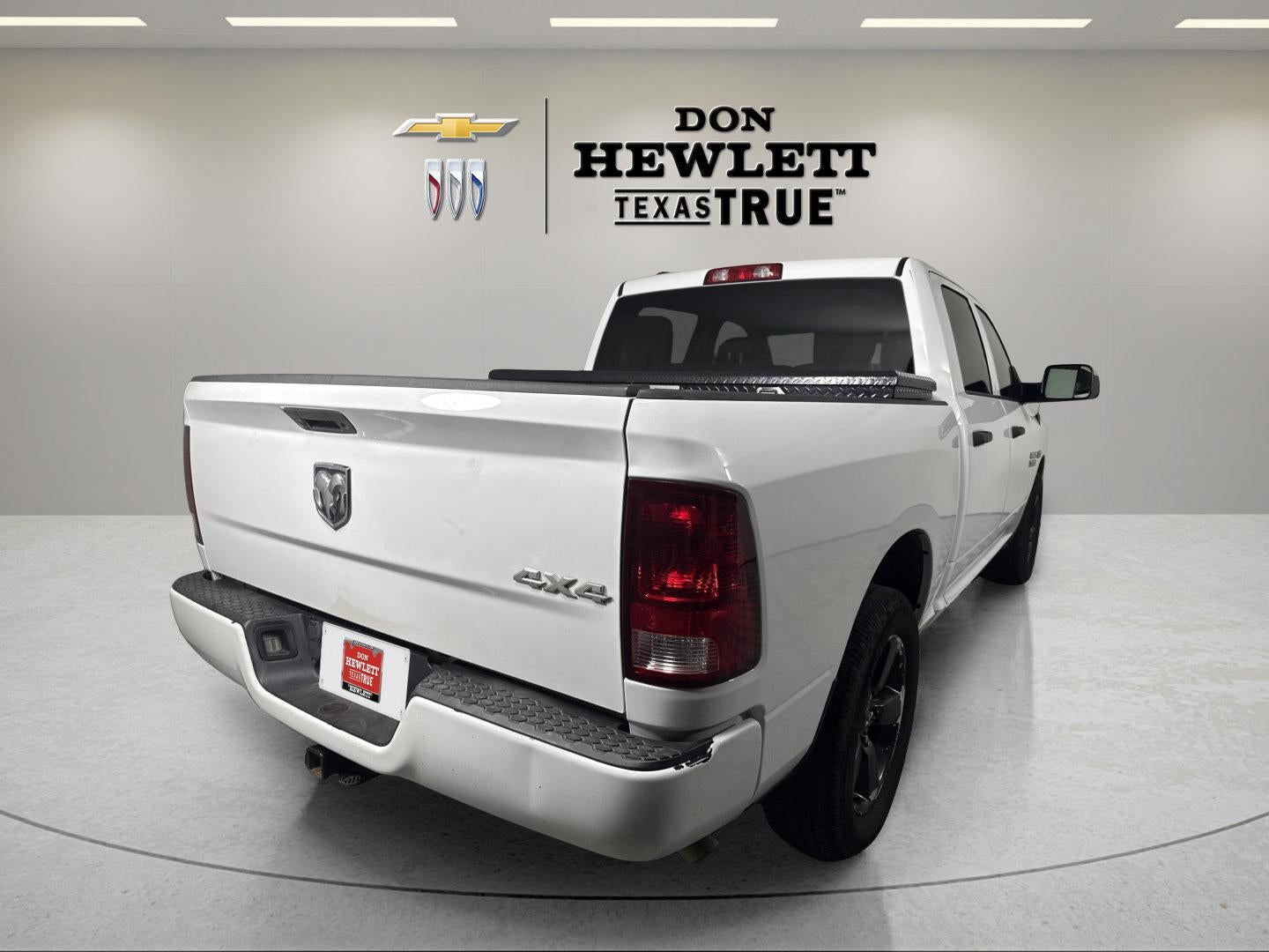 2018 RAM 1500 Tradesman Crew Cab 4x4 5'7" Box