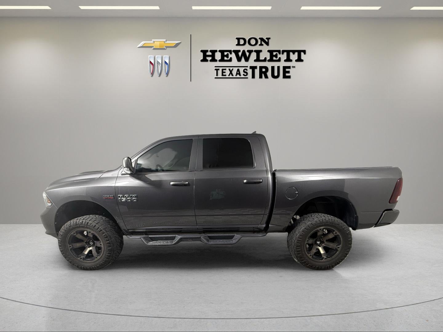 2018 RAM 1500 Sport Crew Cab 4x4 5'7" Box