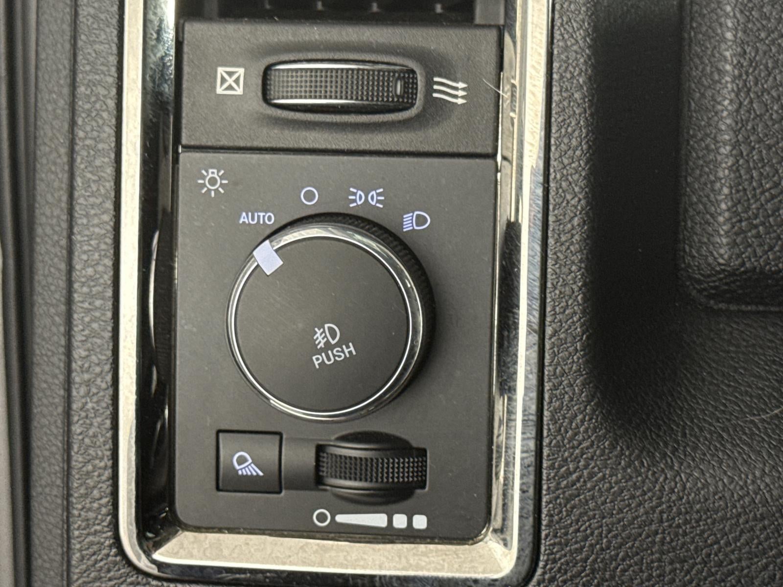 2018 RAM 1500 Sport Crew Cab 4x4 5'7" Box