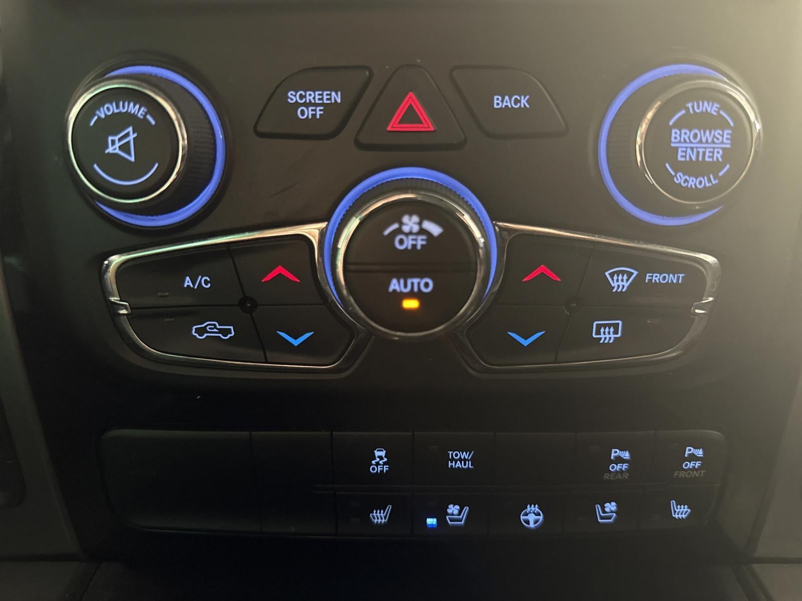 2018 RAM 1500 Sport Crew Cab 4x4 5'7" Box