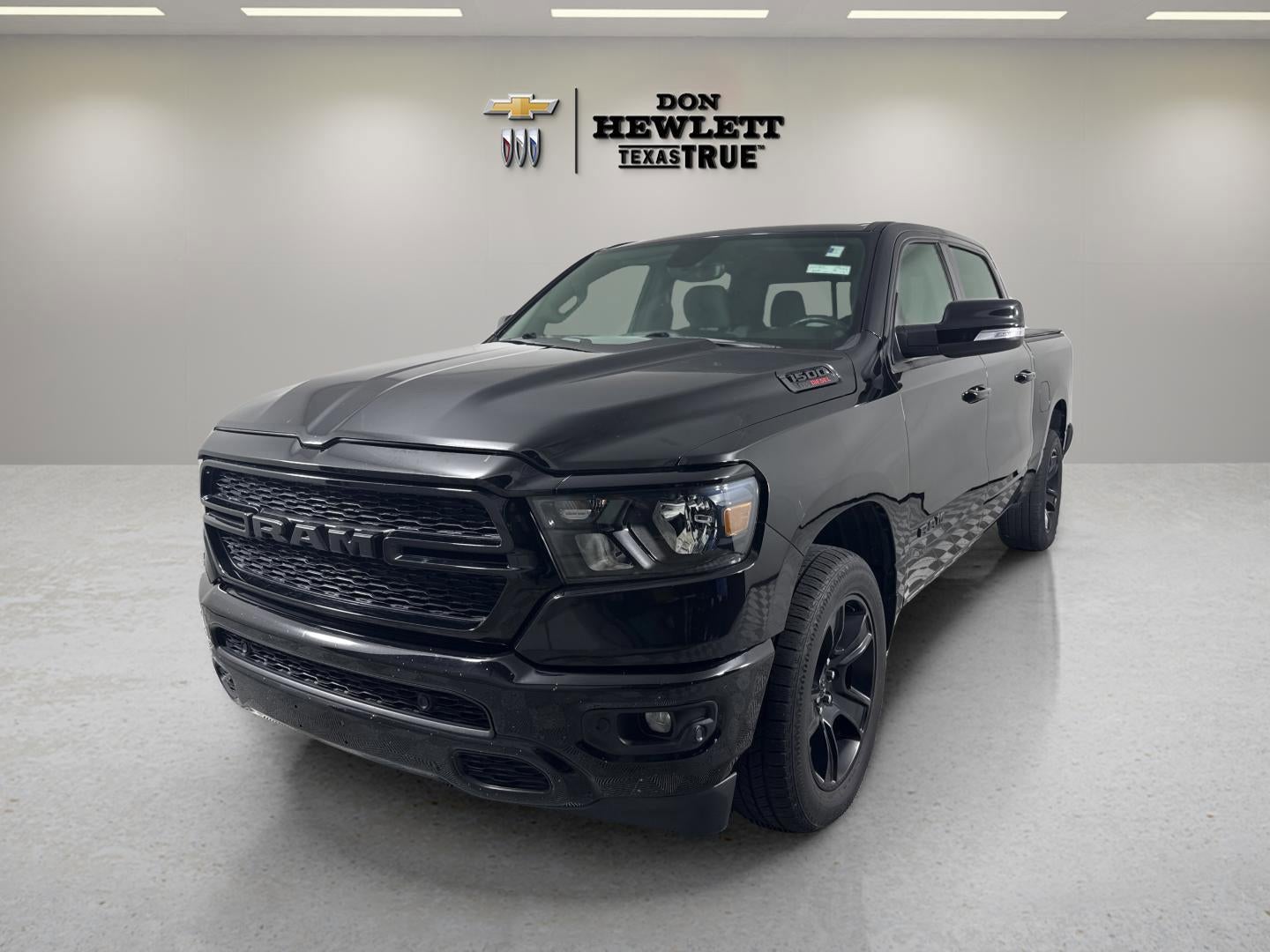 2022 RAM 1500 Lone Star Crew Cab 4x4 5'7" Box