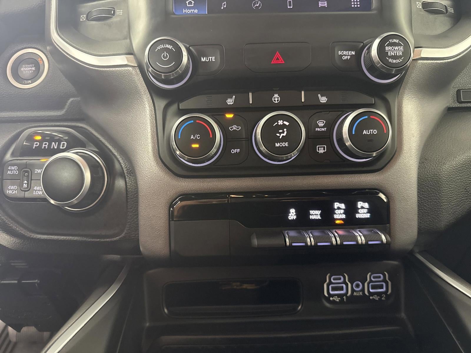 2022 RAM 1500 Lone Star Crew Cab 4x4 5'7" Box