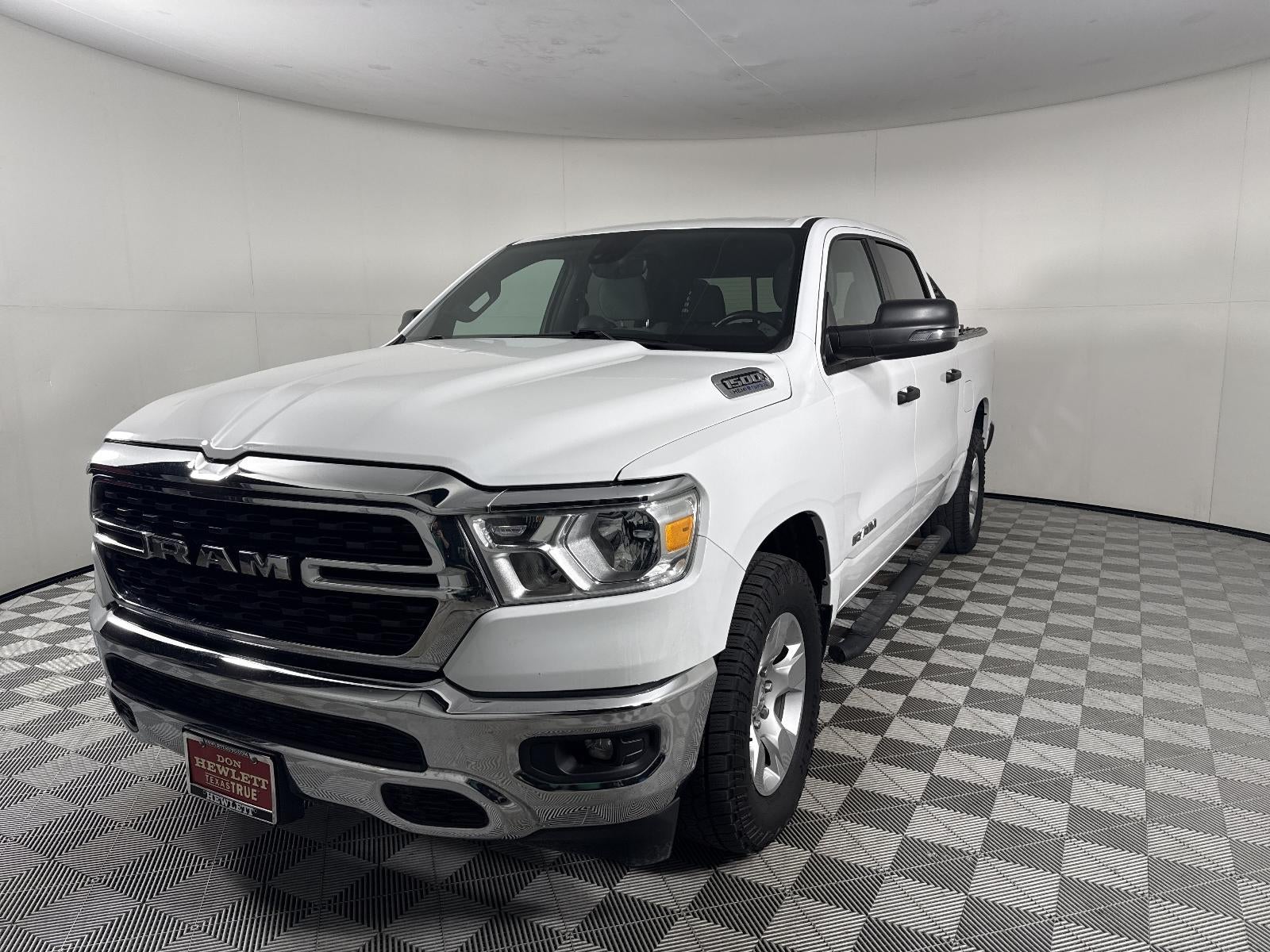 2024 RAM 1500 Lone Star Crew Cab 4x4 5'7" Box