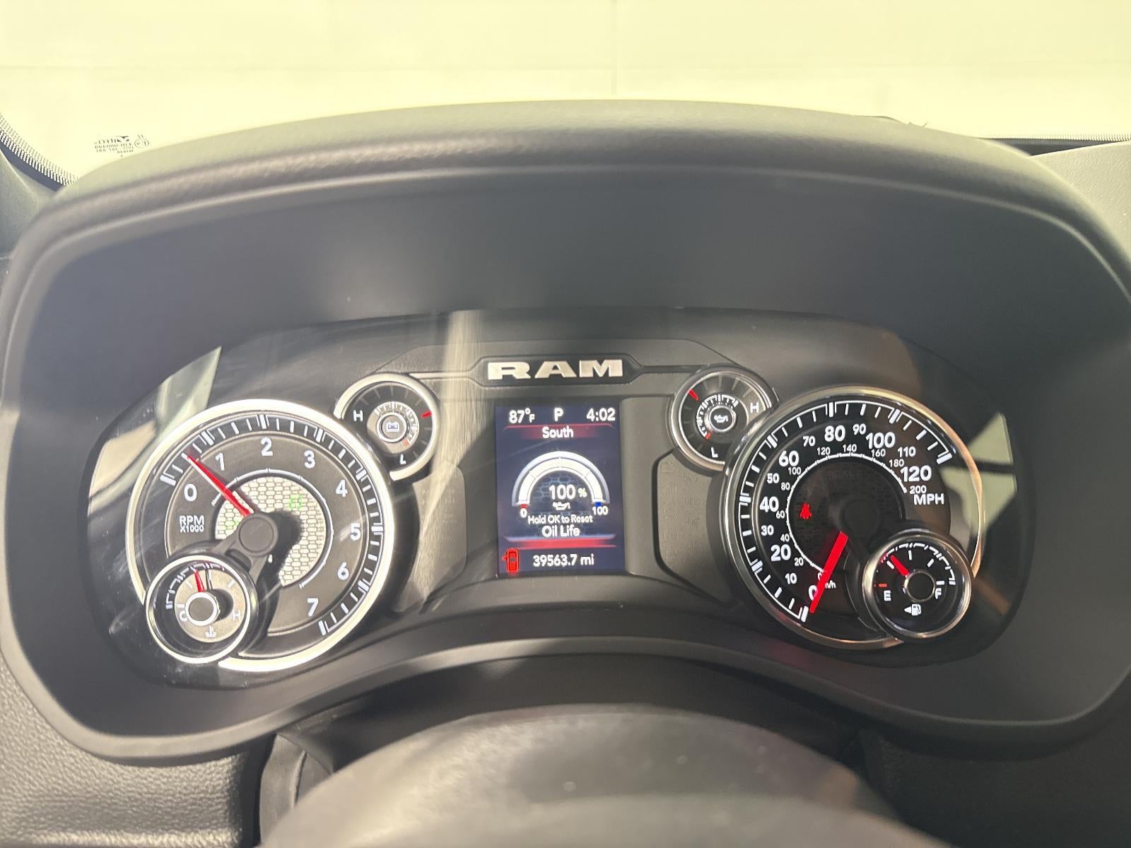 2024 RAM 1500 Lone Star Crew Cab 4x4 5'7" Box