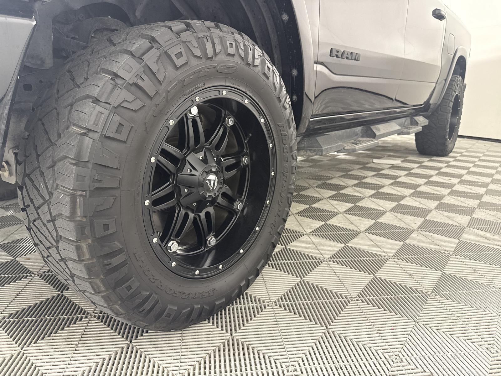2021 RAM 1500 Laramie Crew Cab 4x4 5'7" Box