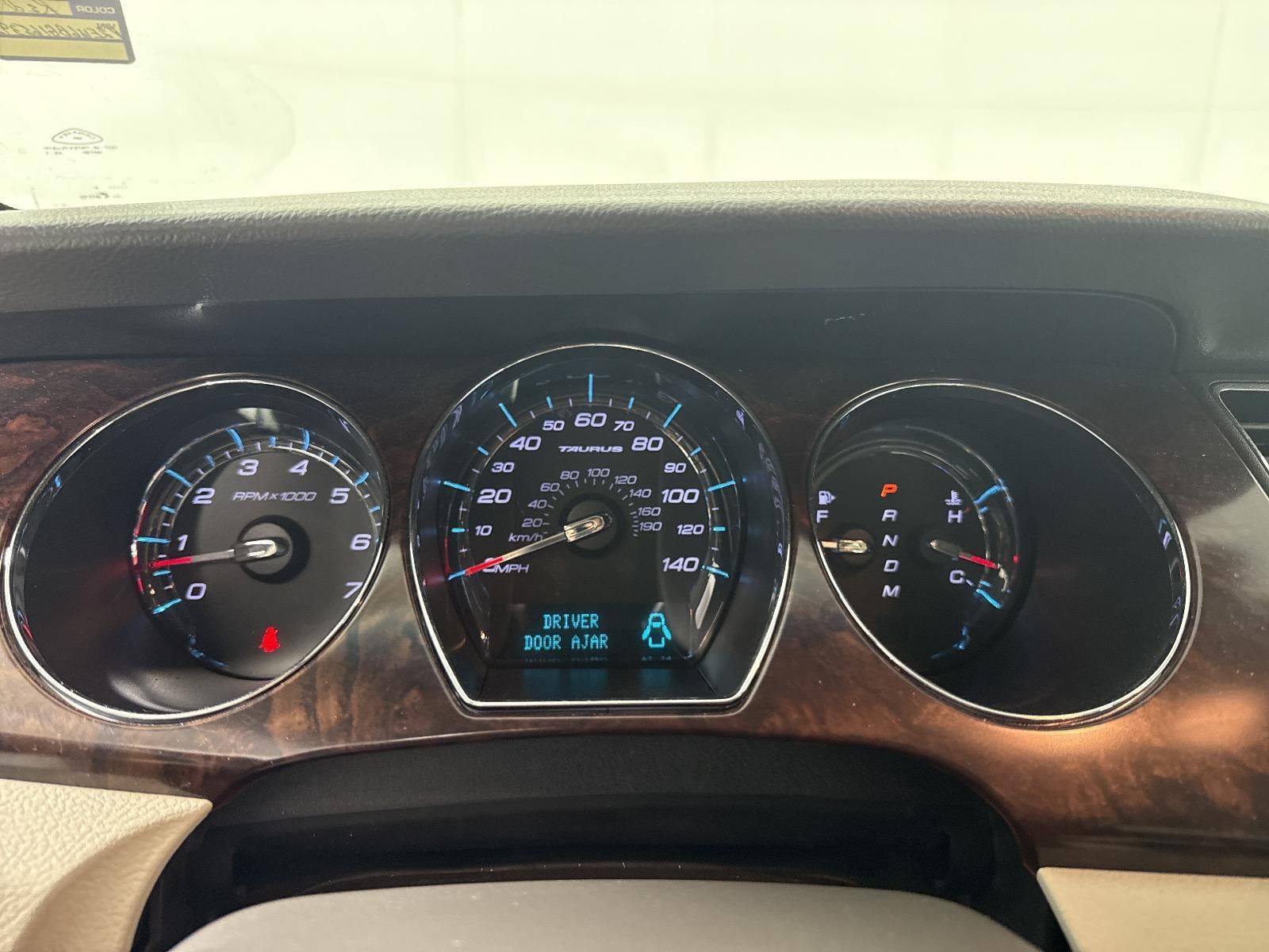 2011 Ford Taurus SEL