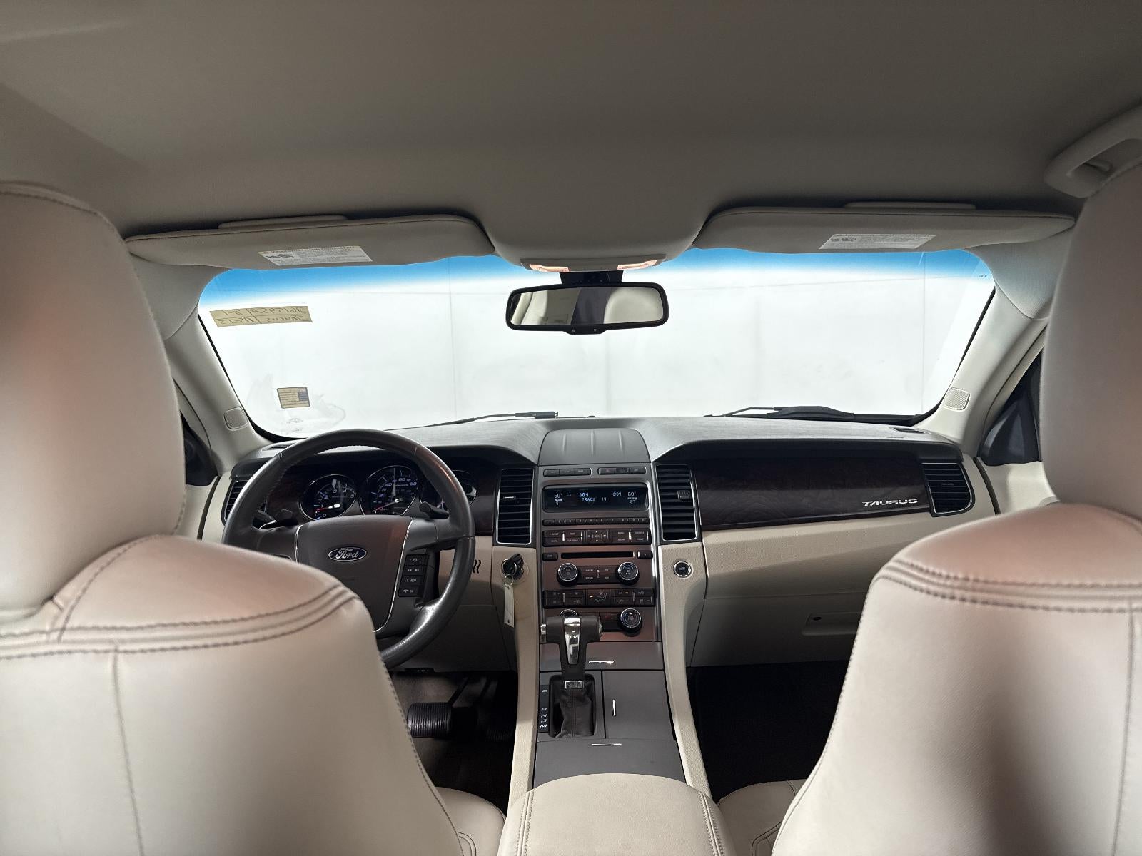 2011 Ford Taurus SEL