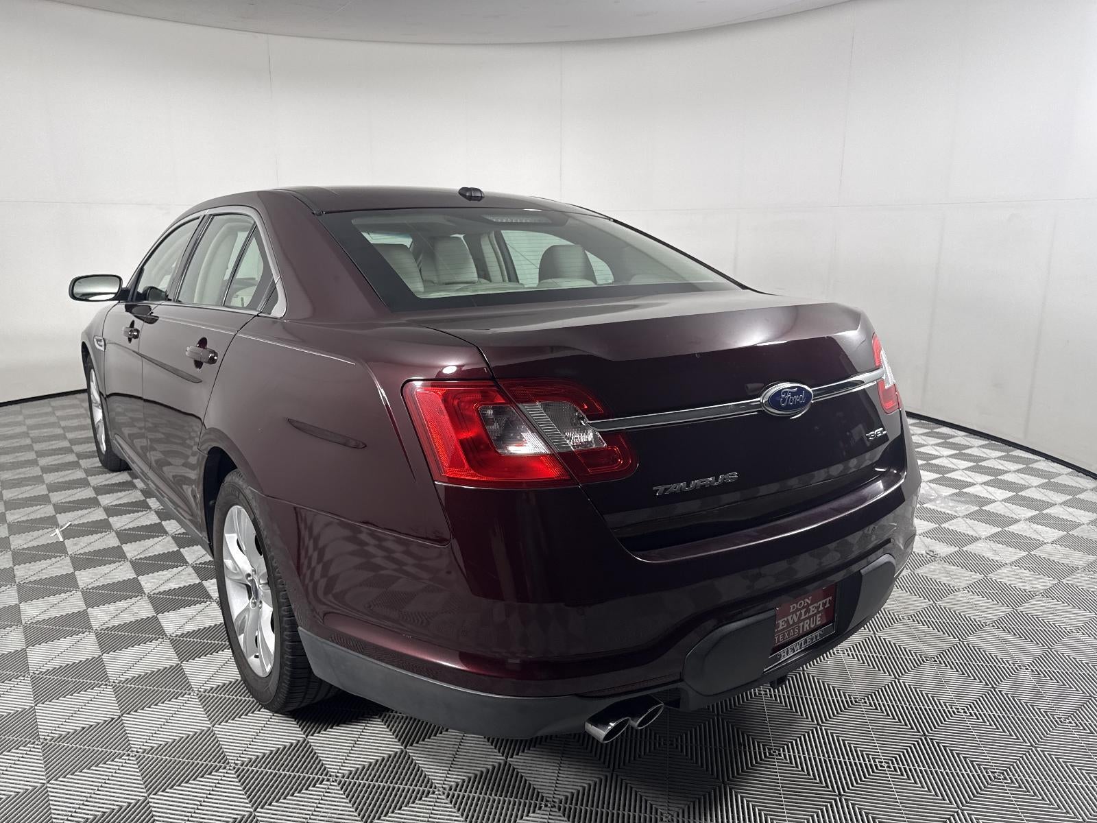 2011 Ford Taurus SEL