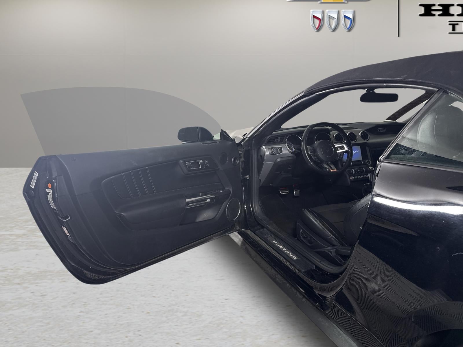 2020 Ford Mustang EcoBoost