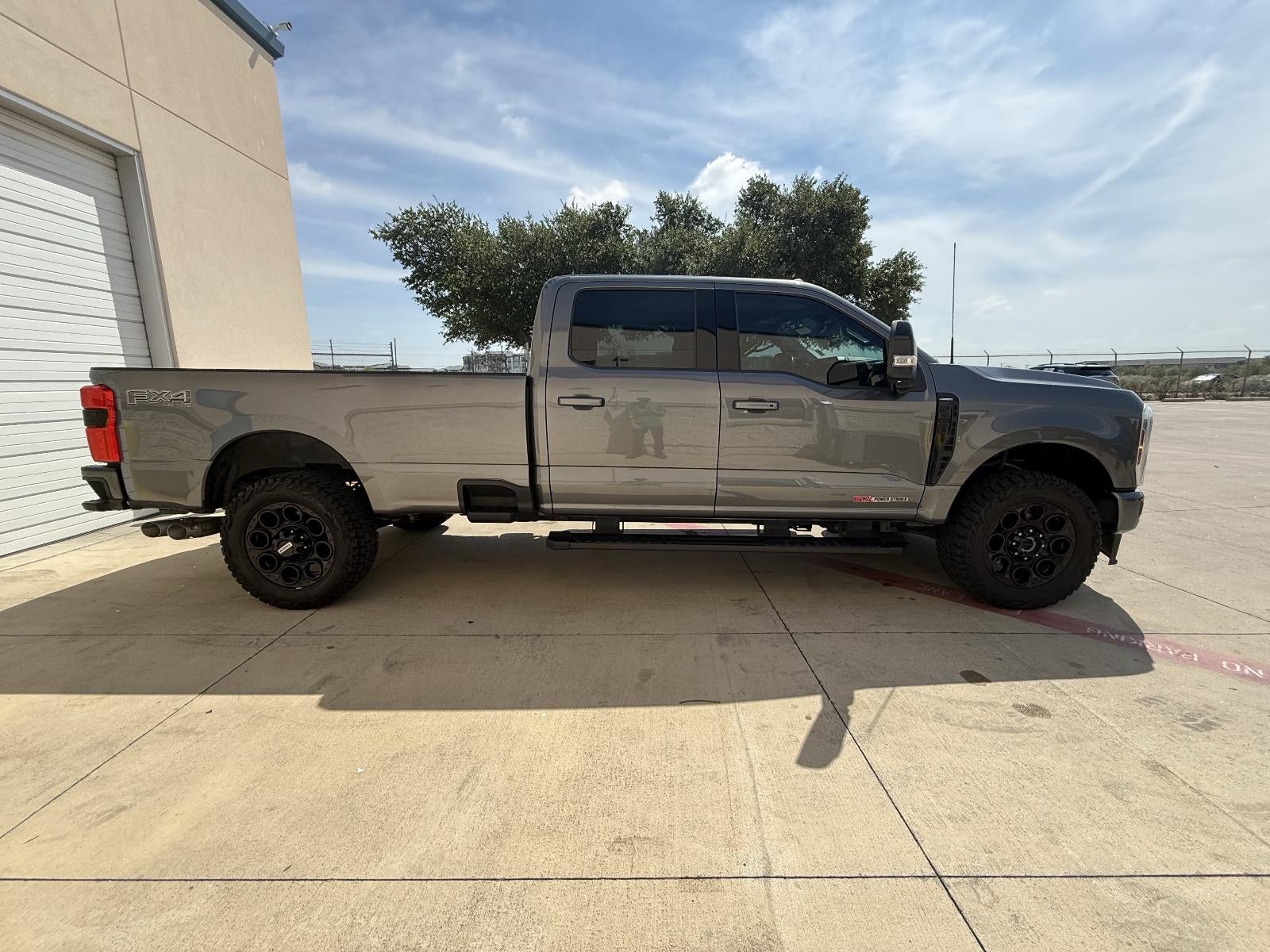 2024 Ford F-350 Lariat