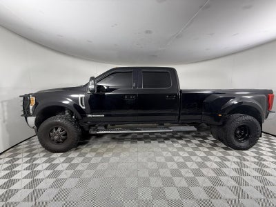 2017 Ford Super Duty F-350 DRW Lariat
