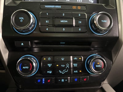 2017 Ford Super Duty F-350 DRW Lariat