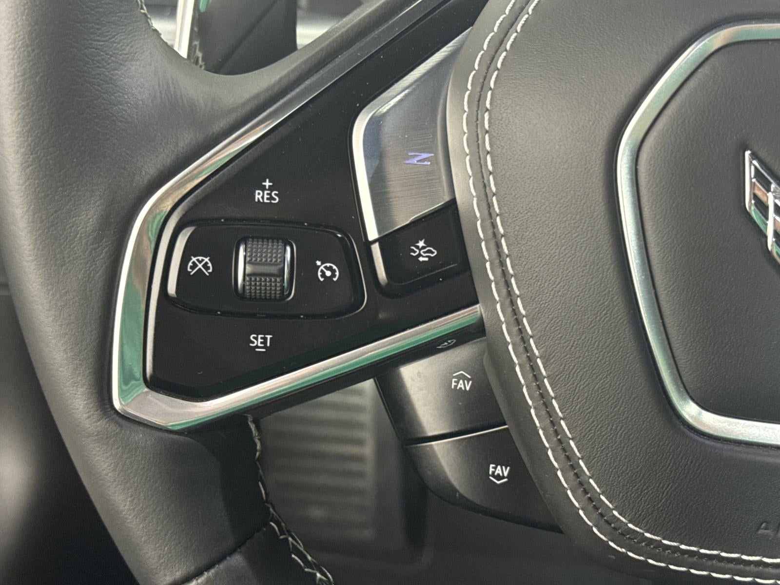 2025 Chevrolet Corvette Stingray 2LT