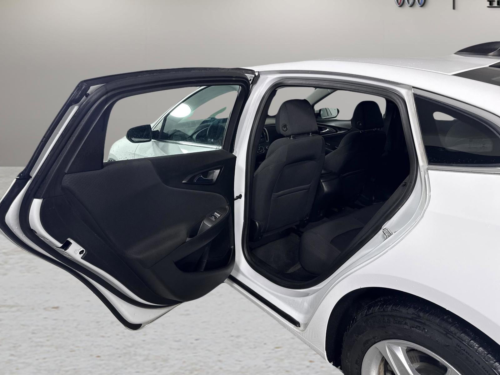 2021 Chevrolet Malibu LS