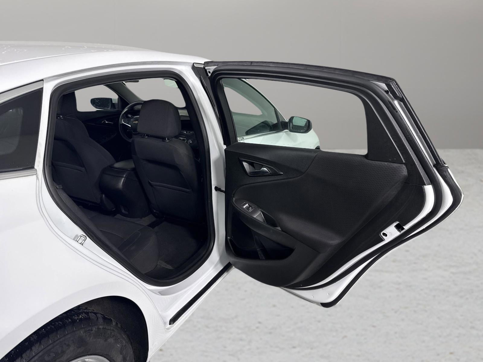 2021 Chevrolet Malibu LS