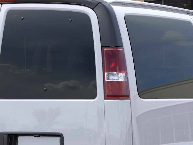 2025 Chevrolet Express Passenger 2500 1LT