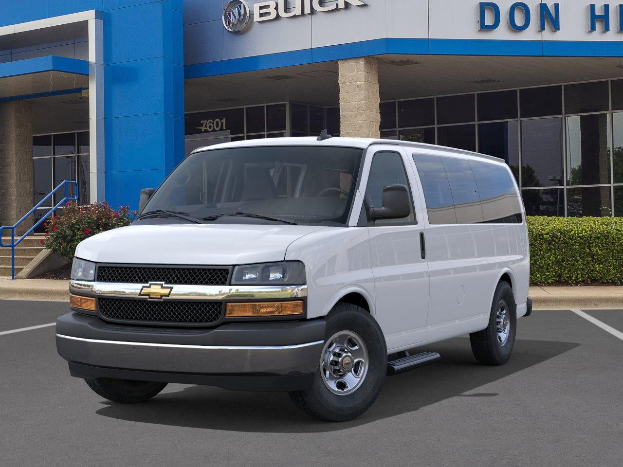 2025 Chevrolet Express Passenger 2500 1LT