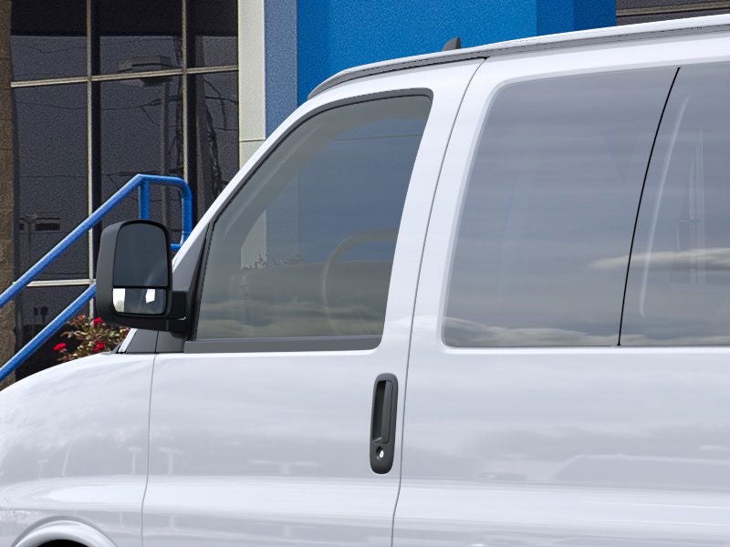2025 Chevrolet Express Passenger 2500 1LT
