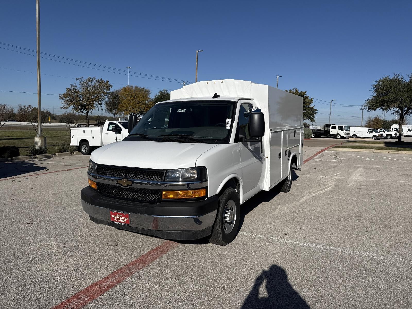 2025 Chevrolet Express Cutaway 3500 1WT