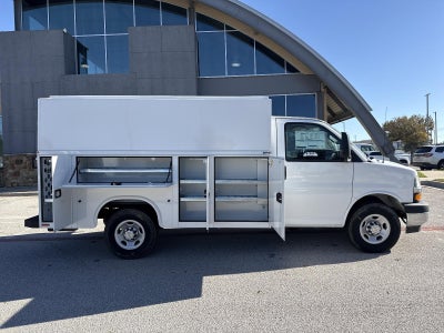 2025 Chevrolet Express Cutaway 3500 1WT