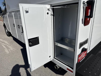 2025 Chevrolet Express Cutaway 3500 1WT